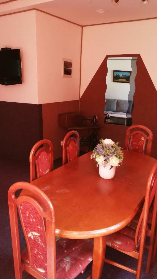 Chata Eliska Pension Stará Lesná Buitenkant foto