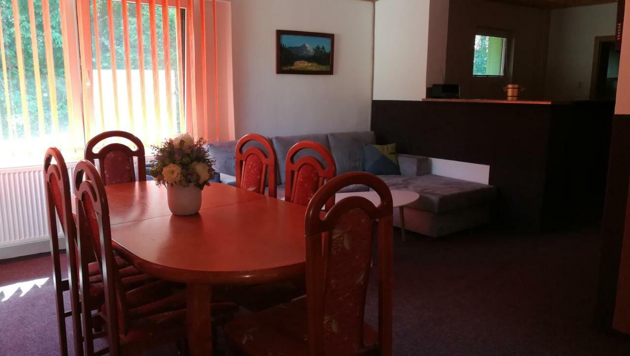 Chata Eliska Pension Stará Lesná Buitenkant foto