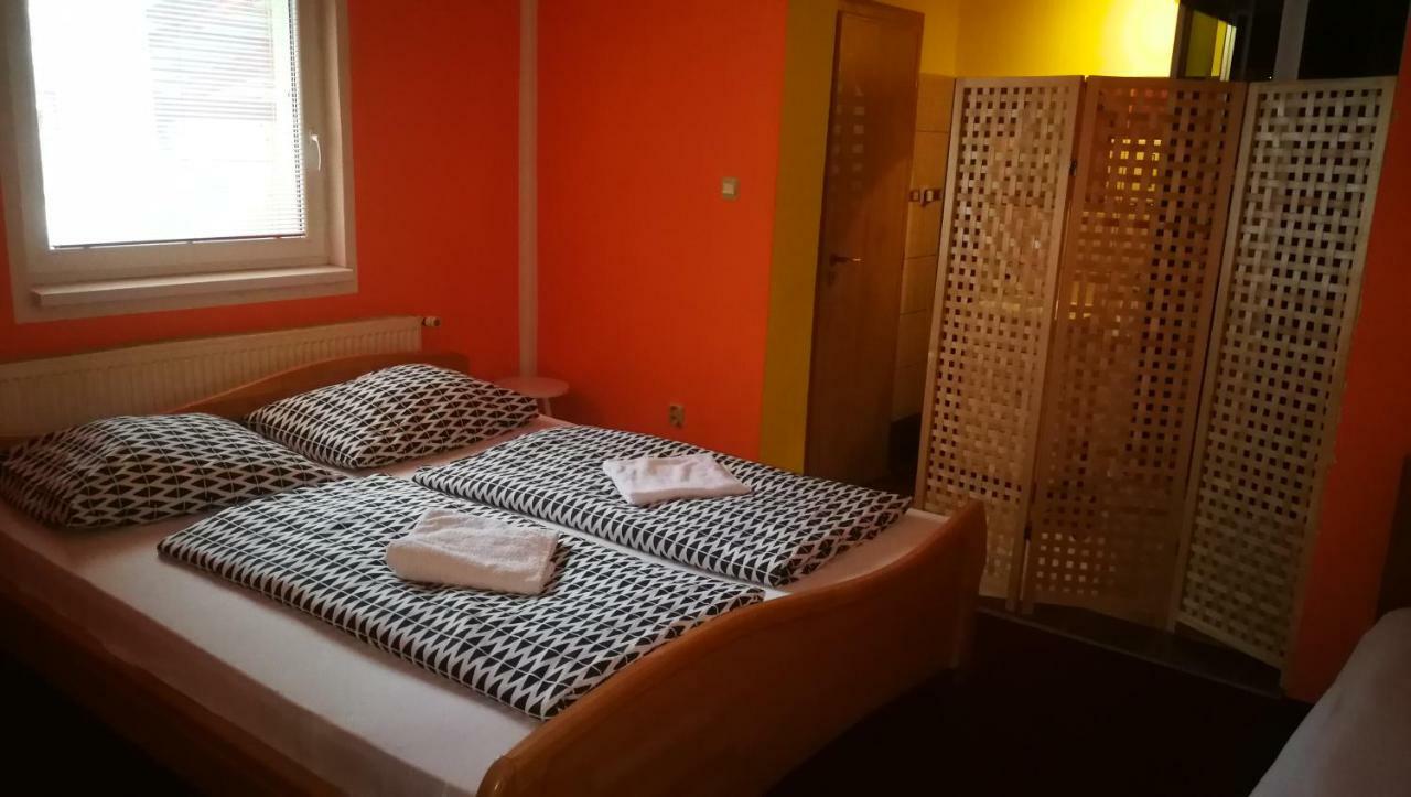 Chata Eliska Pension Stará Lesná Buitenkant foto